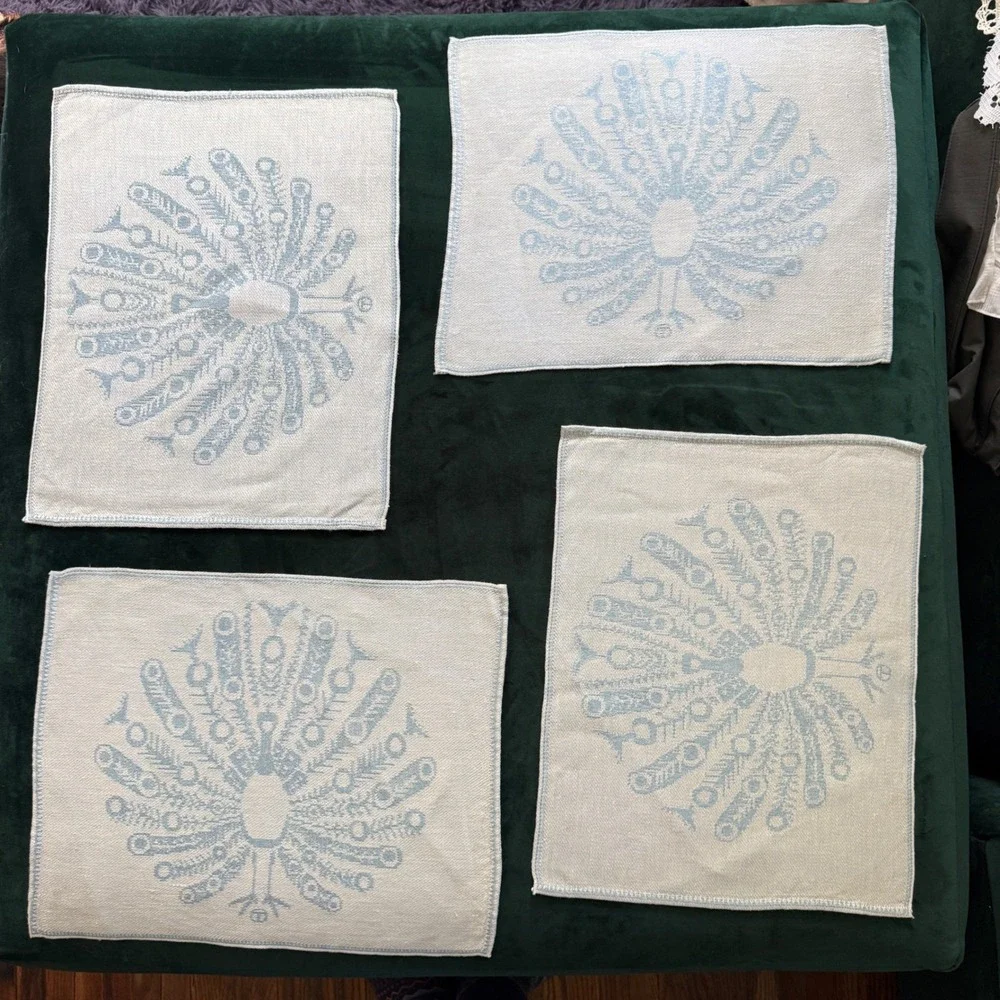 Vintage‎ Blue and White Peacock Damask Placemats Set of 4 Woven Textile 16x12